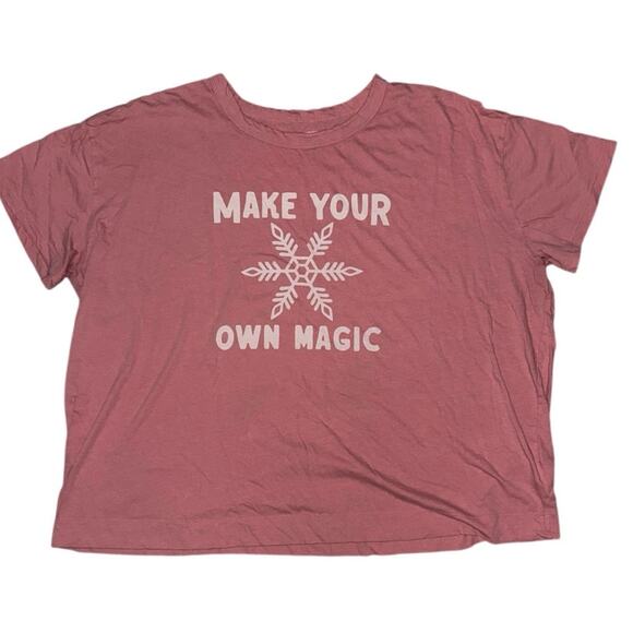 Women’s Holiday Graphic Easy T-Shirt plus size 2x Snowflake make your own magic - Picture 3 of 4